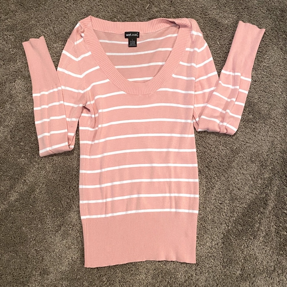 Wet Seal L Sweater